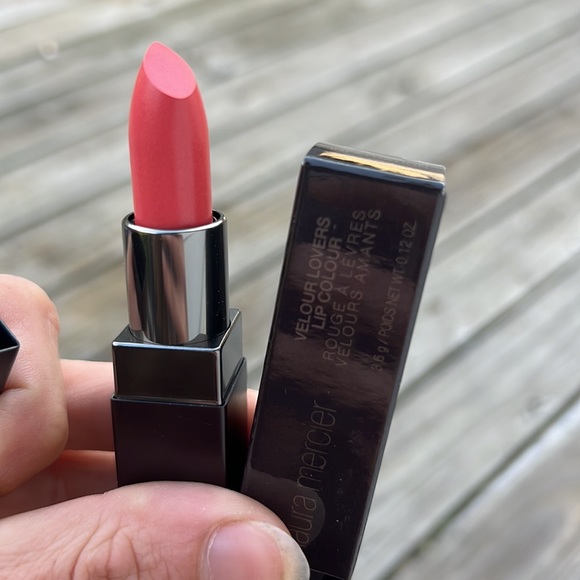 🍭💕Infatuation Laura Mercier Lipstick - Picture 5 of 11